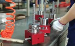 絲桿升降機(jī)的精度高低與質(zhì)量有關(guān)嗎？